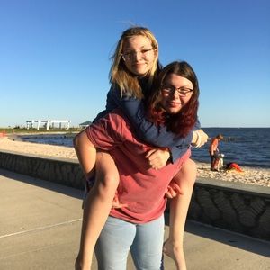 Meet your Posher, Noel